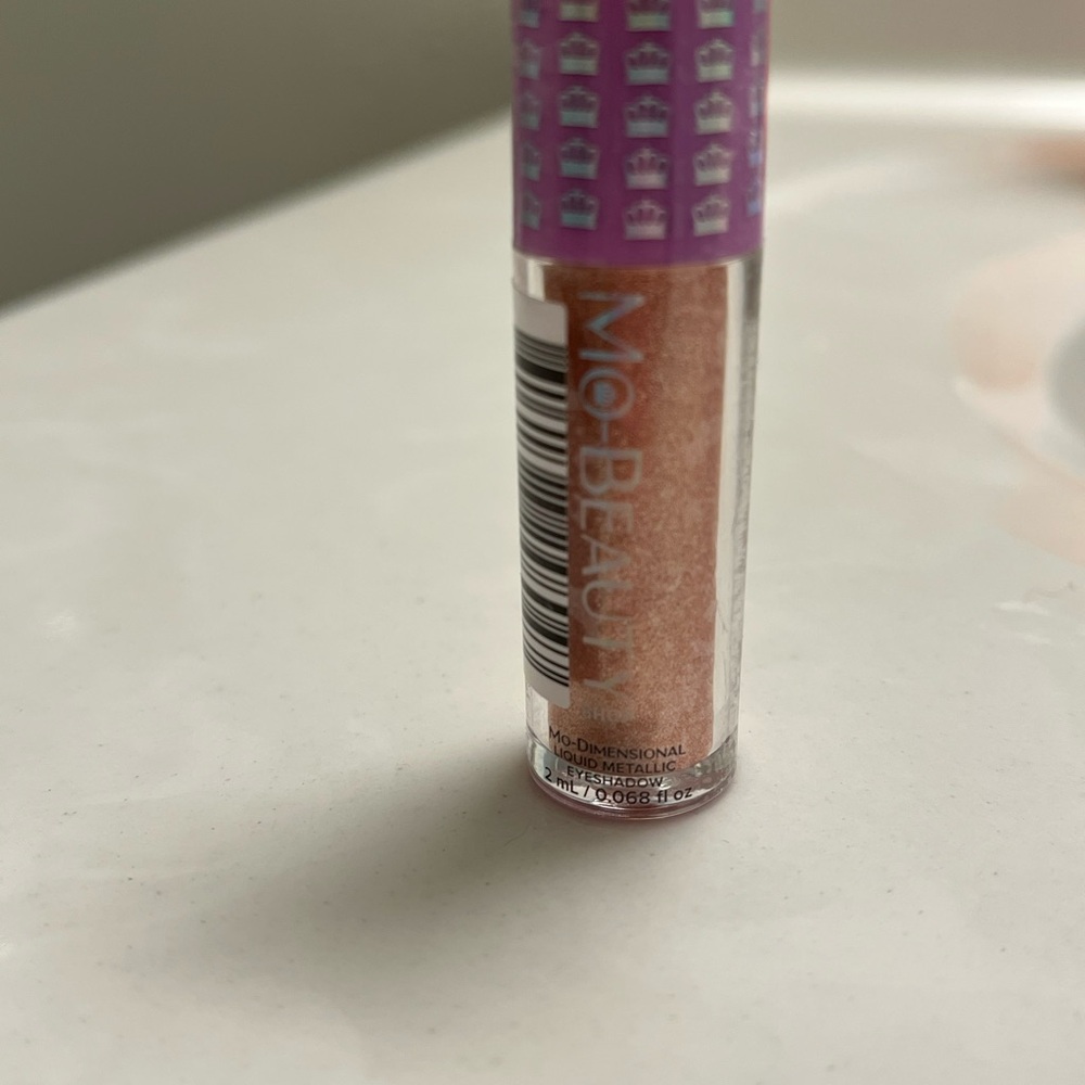 MO BEAUTY Liquid Metallic Eyeshadow